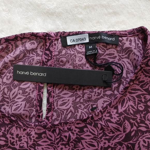 😊 Harve Bemard blouse - Picture 2 of 4